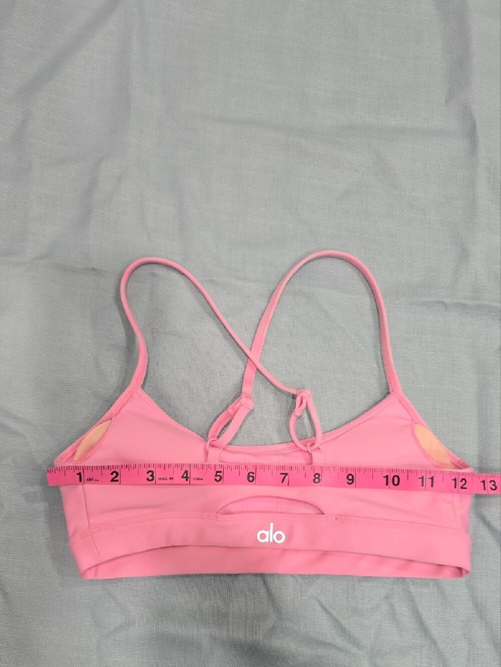 Alo Yoga Airlift Intrigue Bra - Candy Heart Pink - Picture 6 of 11